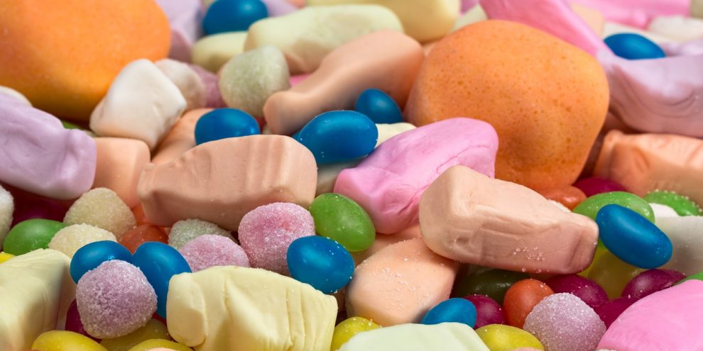 candy-3200857_1280
